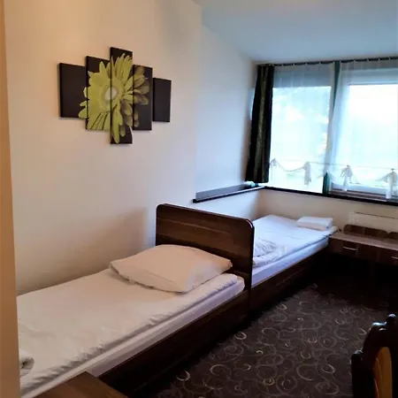 Veloria Motel *